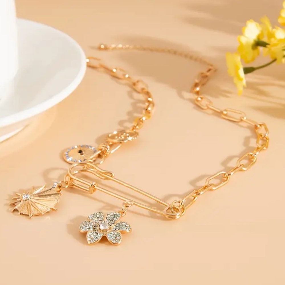 Boho Vintage Vibes Gold Charm Necklace with Large Safety Pin Accent Floral NWT! - Picture 6 of 6